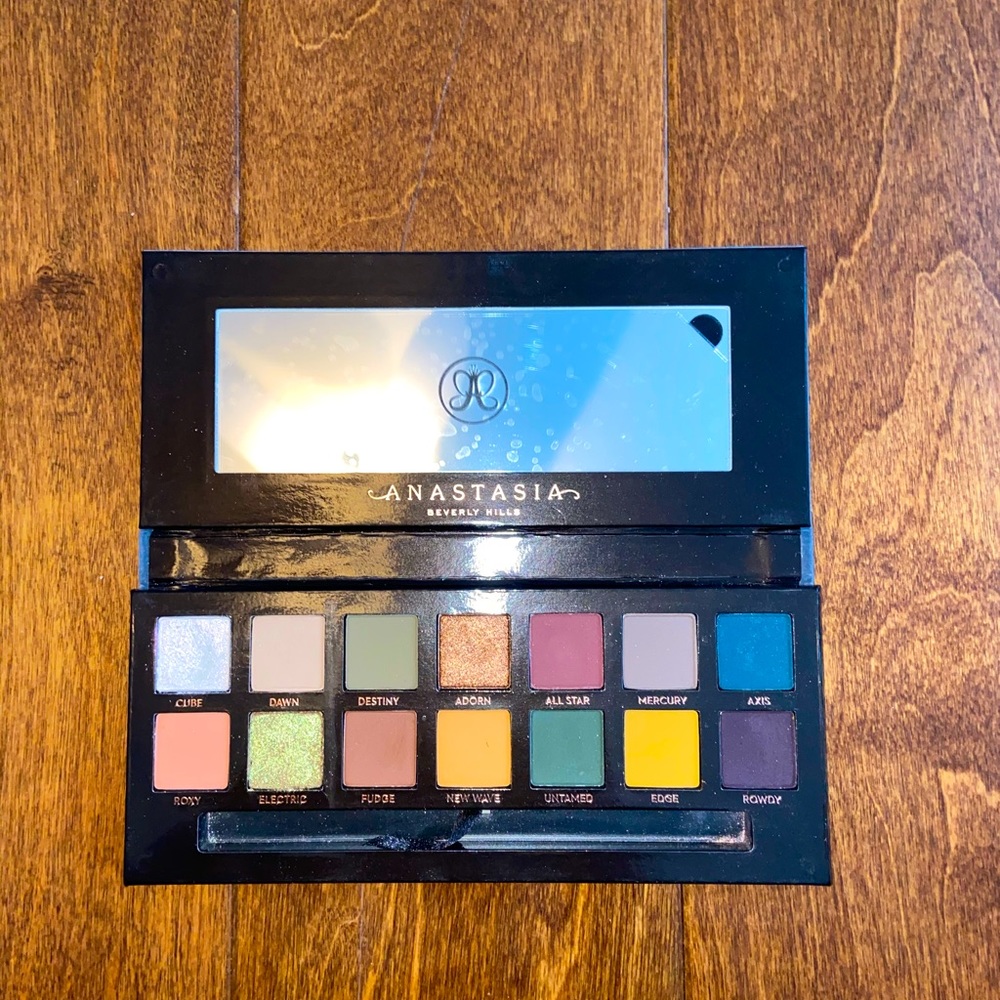anastasia eyeshadow palette
